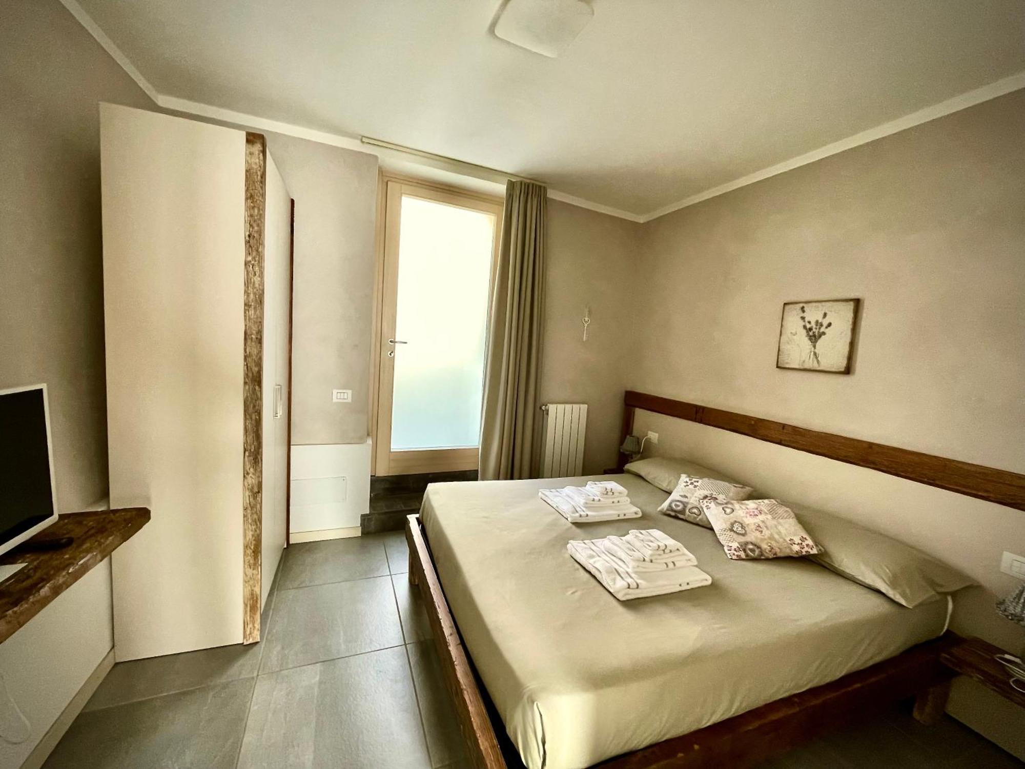 Villa Fontanelle Gardapartments Polpenazze del Garda Exteriör bild