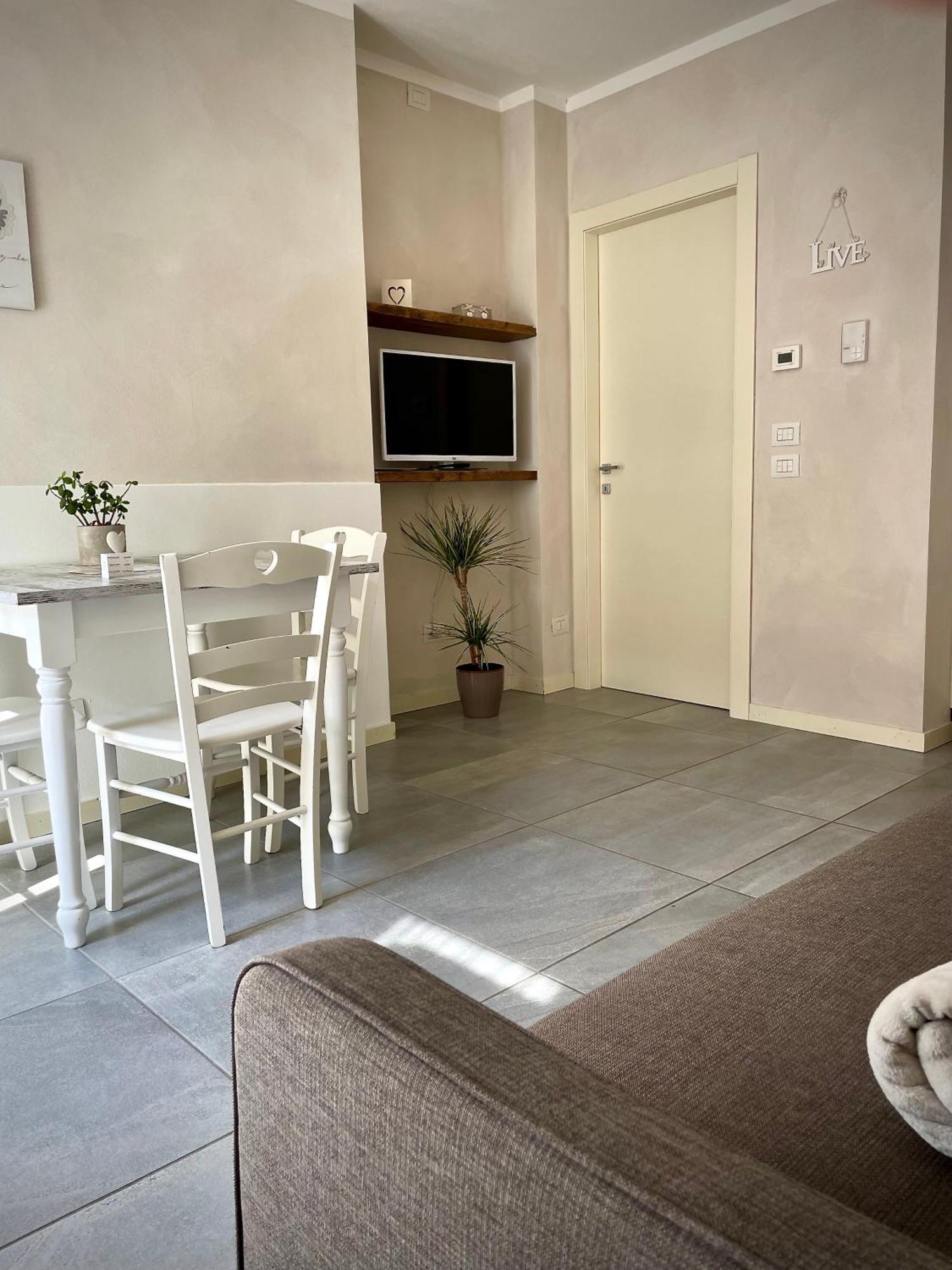 Villa Fontanelle Gardapartments Polpenazze del Garda Exteriör bild