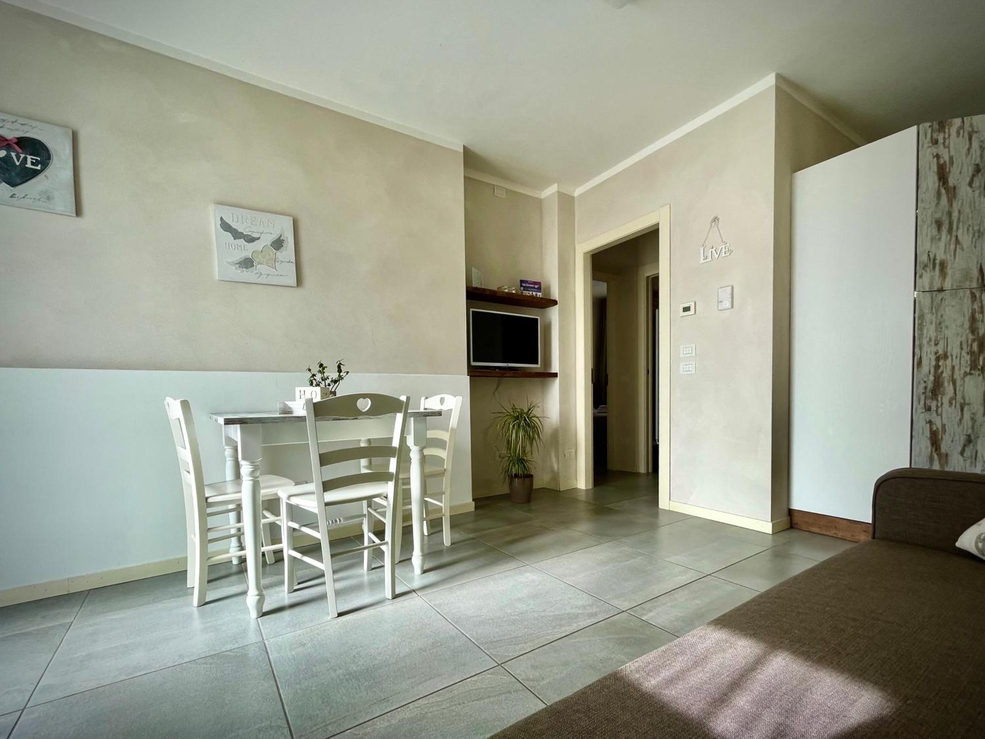 Villa Fontanelle Gardapartments Polpenazze del Garda Exteriör bild